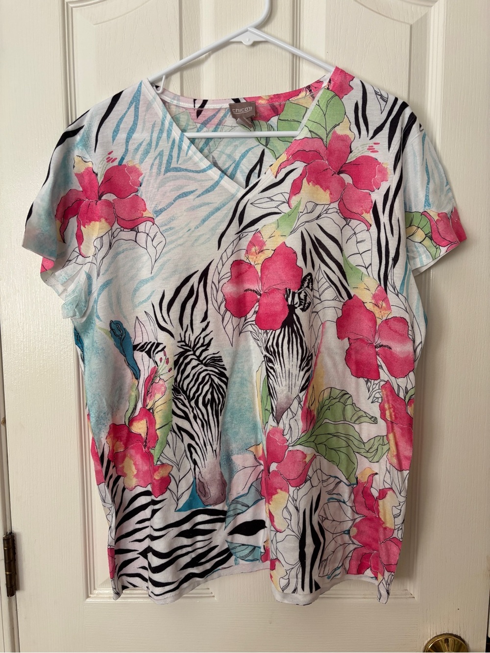 Chico’s Floral Zebra Print V-Neck Top ~ Chico’s Size 3/Women’s 16